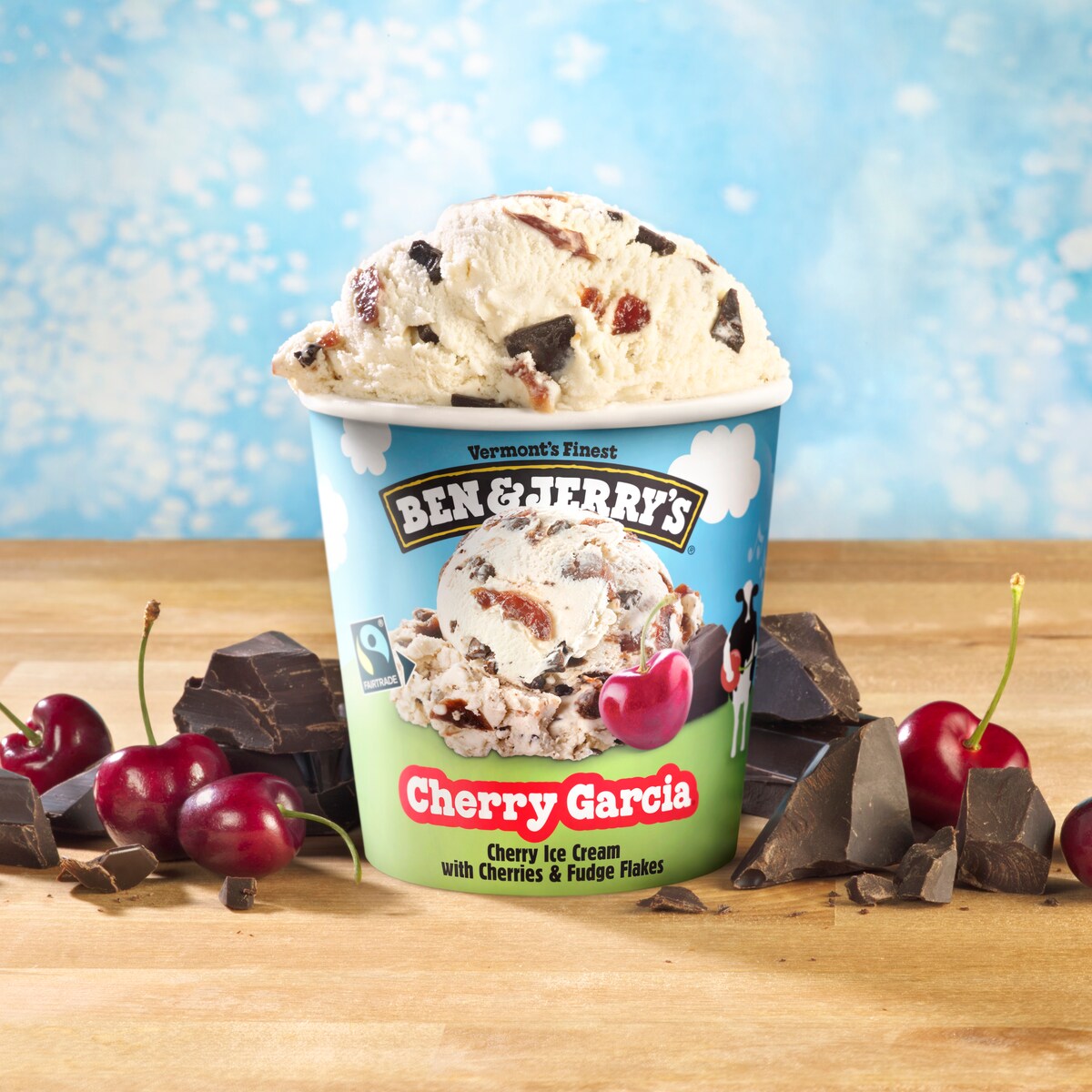 Cherry Garcia Helado - Pint 2 / 4
