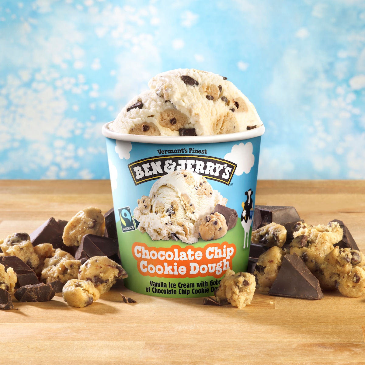 Chocolate Chip Cookie Dough Helado - Pint 2 / 4